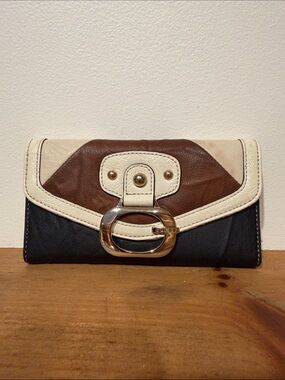 Vintage Guess Leather Tricolor Clutch Wallet in Brown, Cream, Black